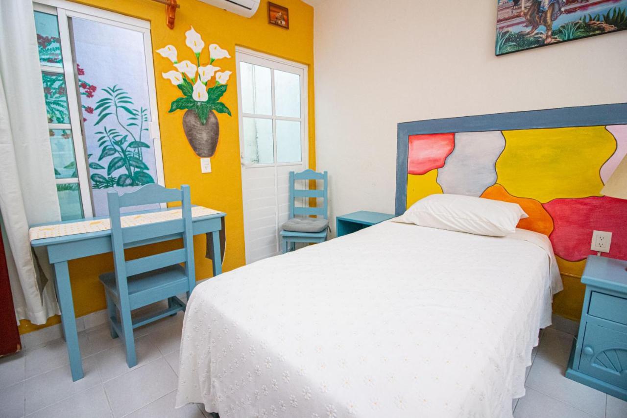La Casa Del Almendro Hotel Playa del Carmen Ngoại thất bức ảnh
